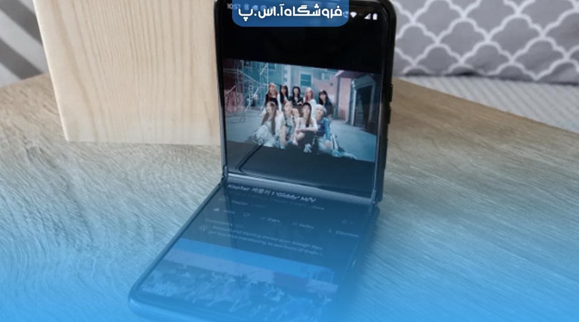 عنوان مقاله گوشی تاشو موتورلا