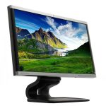 مانیتور 22 اینچی اچ پی مدل HP 22 LA2205wg، رزولوشن Full HD و نور پس‌زمینه LCD، دارای یک عدد VGA، یک عدد USB، یک عدد DVI با نسبت تصویر 16:10