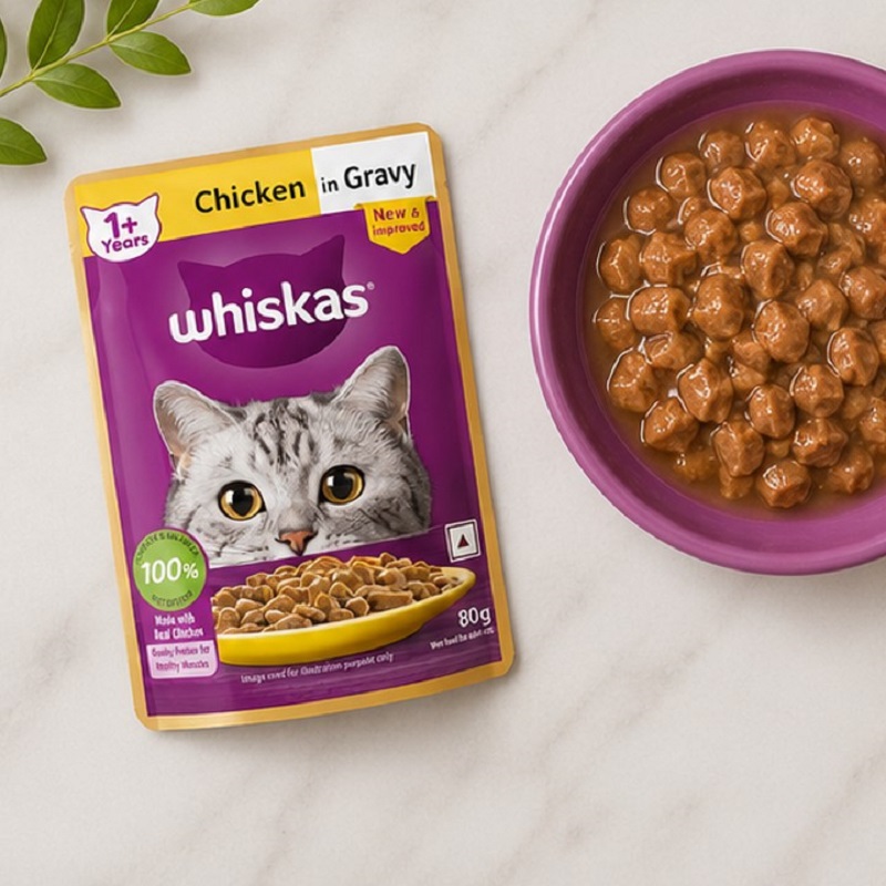 پوچ گربه بالغ ویسکاس با طعم تکه های مرغ در سس ویسکاس 85 گرم Whiskas Pouch