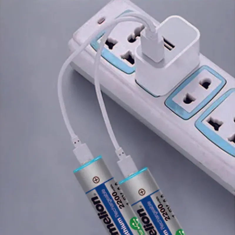 باتری‌ نیم قلمی قابل شارژ کملیون مدل UB-AAA650